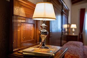 Charming Palace Santa Fosca