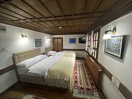 Ebrulu Konak - Special Class