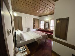 Ebrulu Konak - Special Class