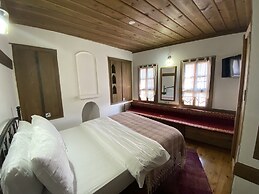 Ebrulu Konak - Special Class