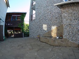 Viamond Hotel