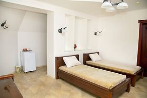 Viamond Hotel