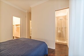 Mazzini Stylish 6 Pax Apartment