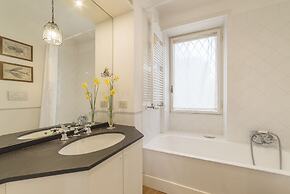 Micheli 4 Pax Apartment with Terrace