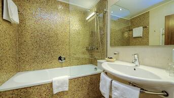 Hotel & Art Kristiana