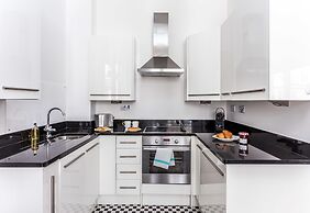 Stylish Notting Hill apartment for 2-4