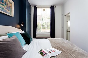 Stylish Notting Hill apartment for 2-4