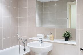 Spacious 2 Bed - Battersea High Street