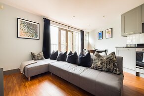 Spacious 2 Bed - Battersea High Street
