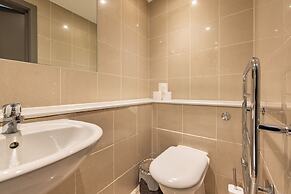 Spacious 2 Bed - Battersea High Street