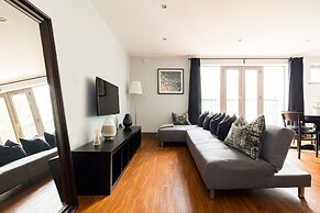 Spacious 2 Bed - Battersea High Street