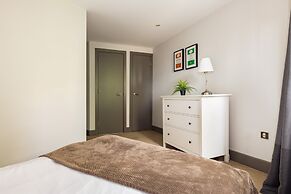 Spacious 2 Bed - Battersea High Street