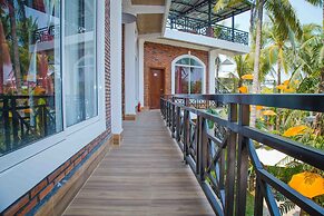 The Coconut House Villa