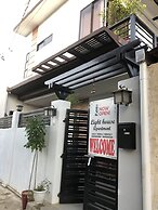 Lighthouse Apartment and Guest Inn