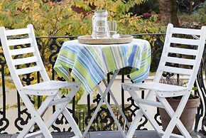 Notting Hill Retreat