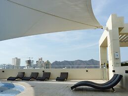 Sea View Apartment with Swimming Pool & Hot Tubs