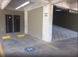 Sea View Apartment with Swimming Pool & Hot Tubs