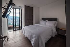 Hotel Class Suites By Colclick