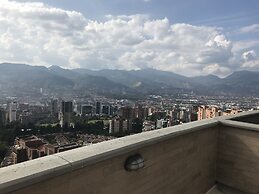 Hotel Class Suites By Colclick