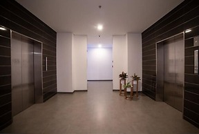 Hotel Class Suites By Colclick