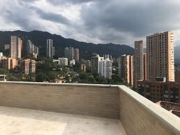 Hotel Class Suites By Colclick