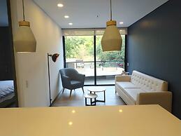 Hotel Class Suites By Colclick