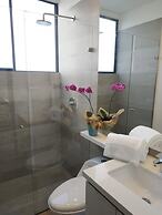 Hotel Class Suites By Colclick