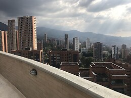 Hotel Class Suites By Colclick