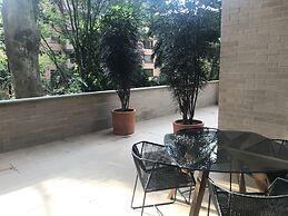 Hotel Class Suites By Colclick