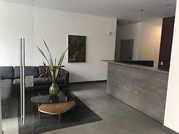 Hotel Class Suites By Colclick