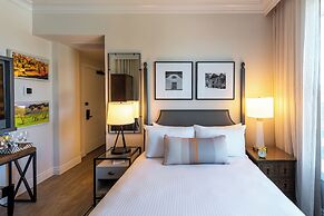 Hotel E