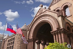 Newly Renovated 4BD Penthouse