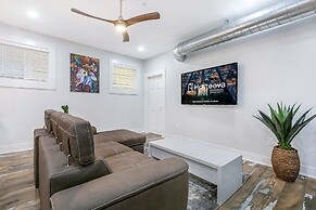 Urban Oasis 4BD House close to FQ