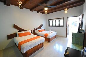 Hotel Hacienda Dos Ojos