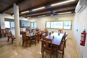 Hotel Hacienda Dos Ojos