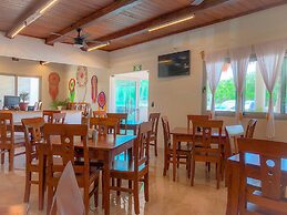 Hotel Hacienda Dos Ojos