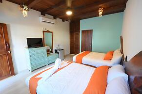 Hotel Hacienda Dos Ojos