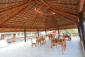 Hotel Hacienda Dos Ojos