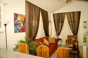 Caymanas Adrian's Vacation House