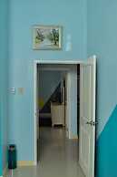 Caymanas Adrian's Vacation House