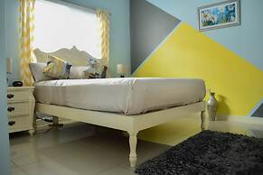 Caymanas Adrian's Vacation House