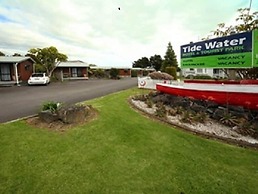 Tidewater Motel and Tourist Park - Hostel