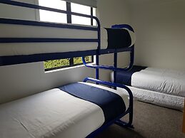 Tidewater Motel and Tourist Park - Hostel
