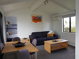 Tidewater Motel and Tourist Park - Hostel