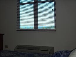 Sunset Paradise - Ocean View Penthouse