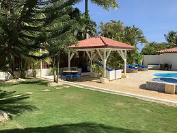 Linda Villa en Casa de Campo La Romana