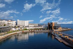 Les Ambassadeurs Hotel & Casino