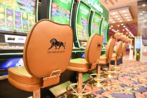Les Ambassadeurs Hotel & Casino