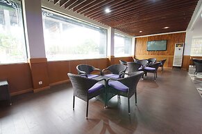 Hotel New Puri Garden Bandara Semarang