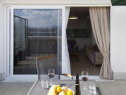 Lake Muse Apartments